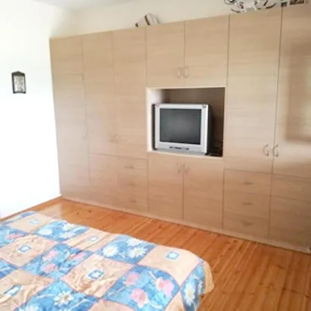 펜션 3 Bedrooms House At 400 M Away From The Beach With Furnished Terrace